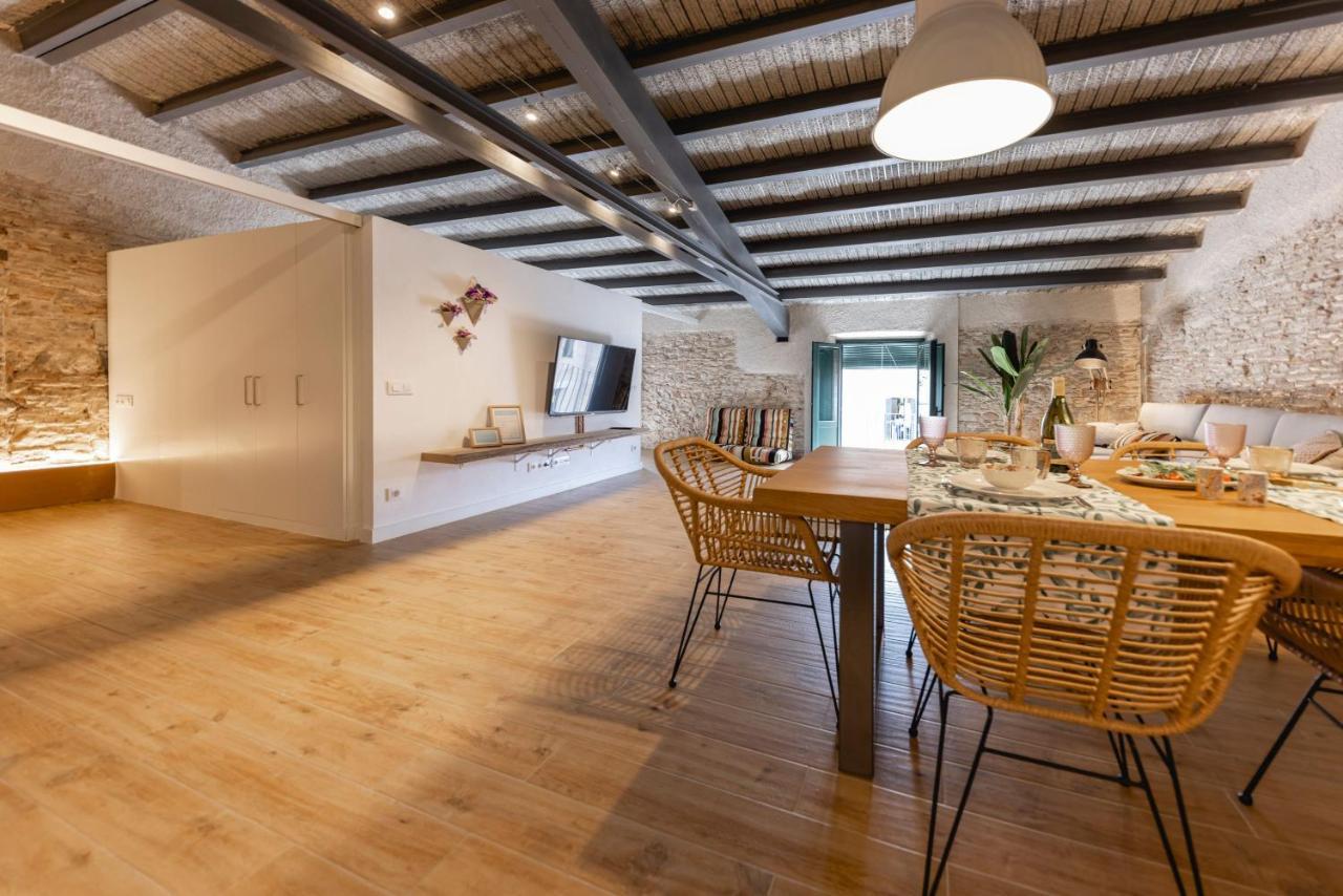 Bravissimo Placa Del Vi, Design Penthouse